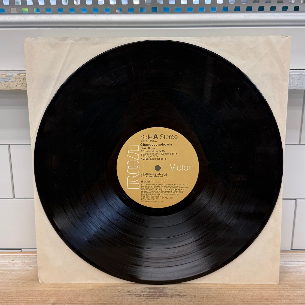David Bowie Changesonebowie Vinyl Record, 1976 – RCA APL1-1732