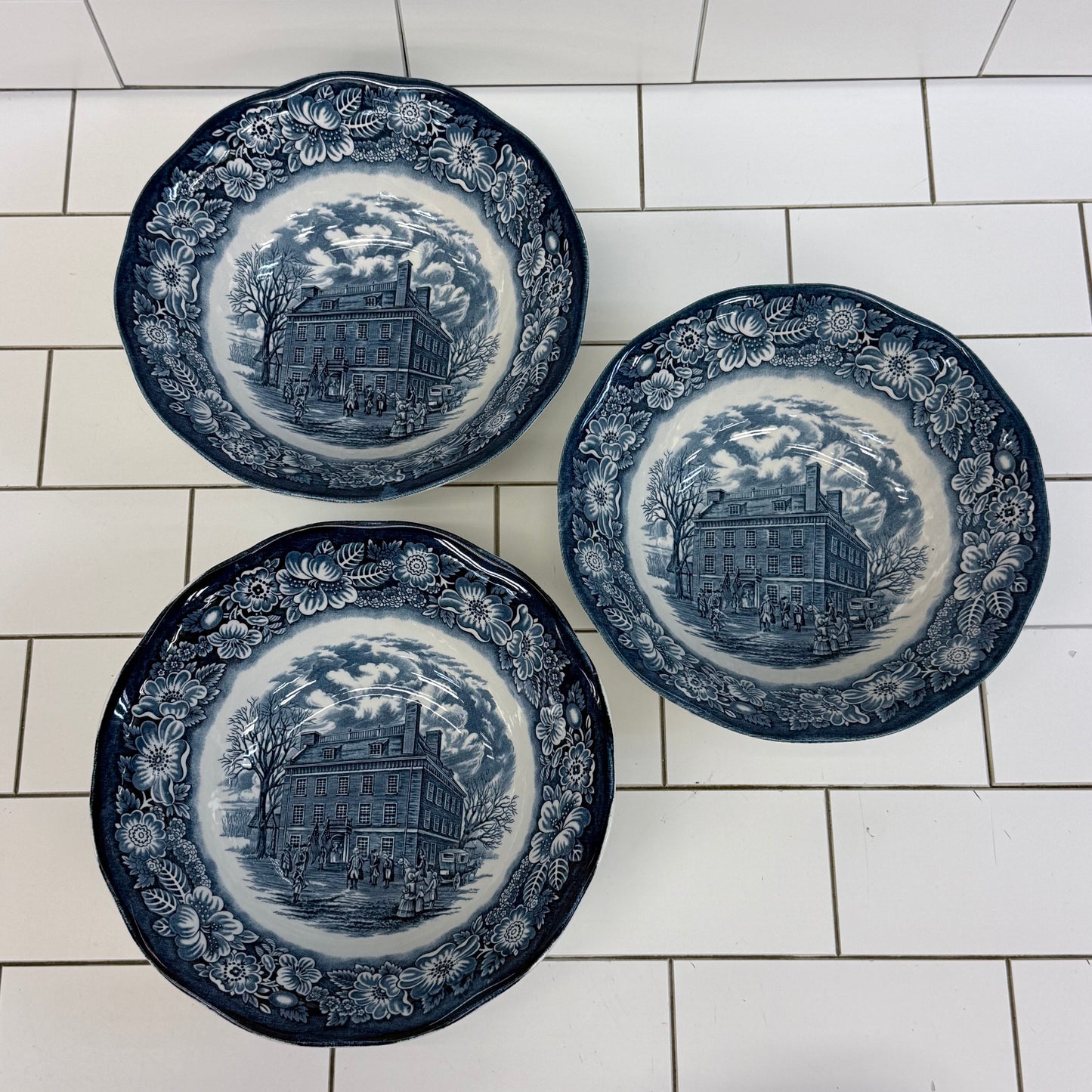 Liberty Blue Fraunces Tavern Serving Bowls Set of 3 Ironstone