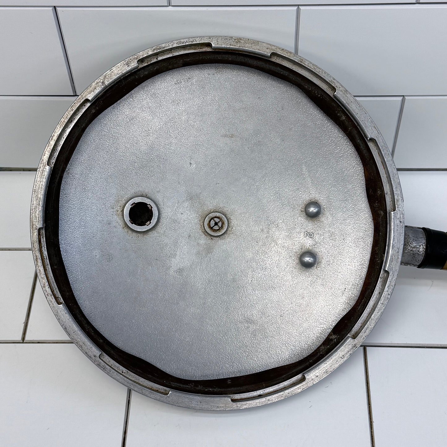 Vintage Presto 4 Qt Pressure Cooker Cast