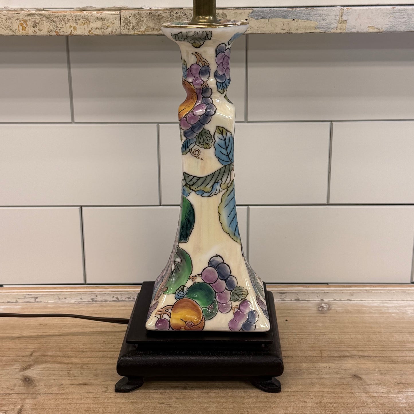 Chinoiserie Style Ceramic Table Lamp Fruit Motif