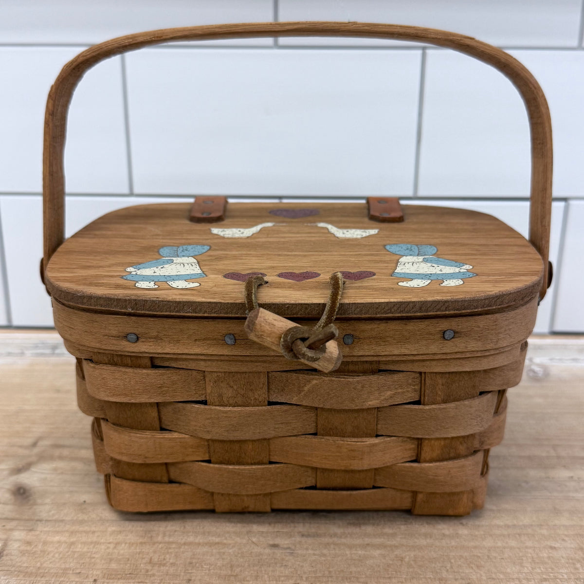 Longaberger Lidded Basket Folk Art Vintage 1986