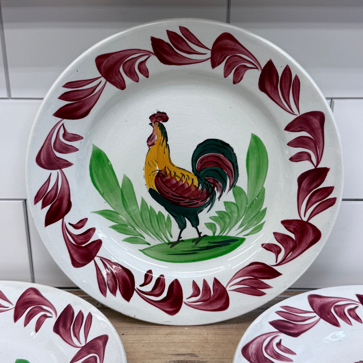 Choisy le Roi Rooster Plates Set of 3 circa 1900s