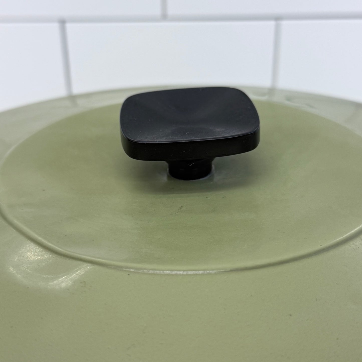 West Bend Avocado Green Locking Aluminum Cake Carrier 1970s