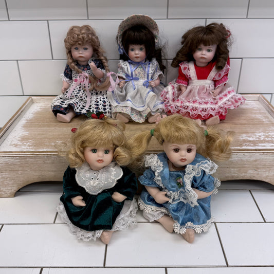 SFBJ Paris Dolls & McField Porcelain Set of 5