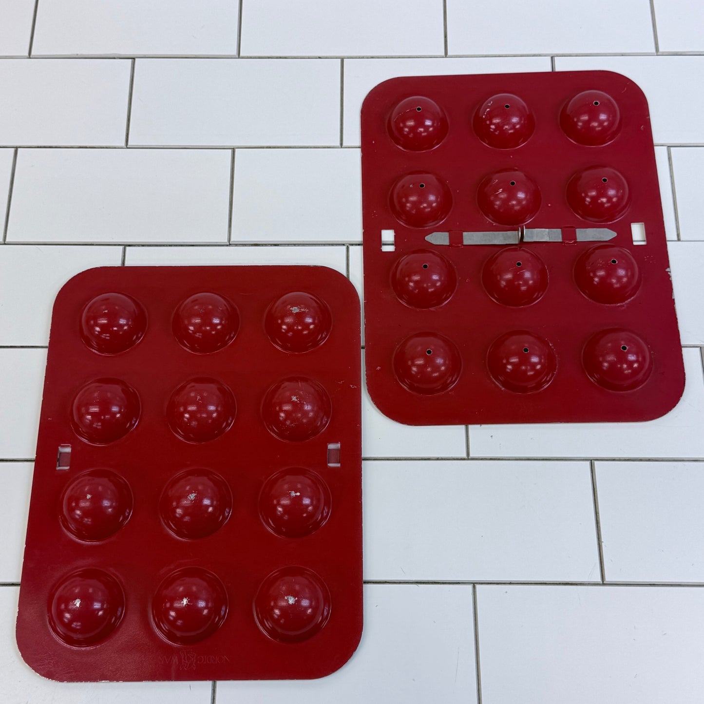 Nordic Ware Locking Cake Pop Molds Set of 2