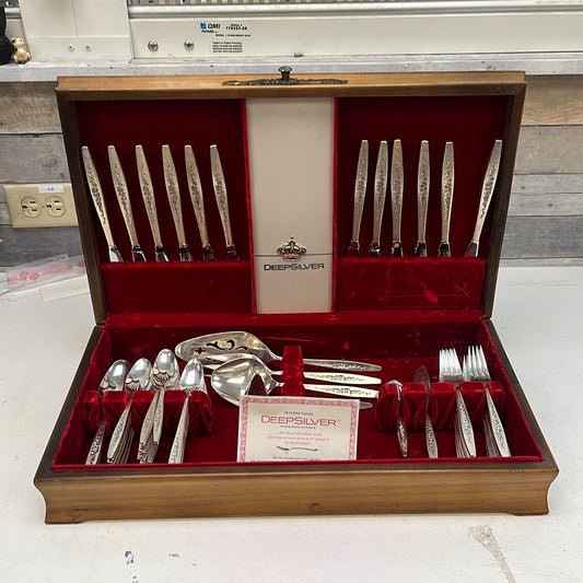 Deep Silver Flatware Set, 92 piece