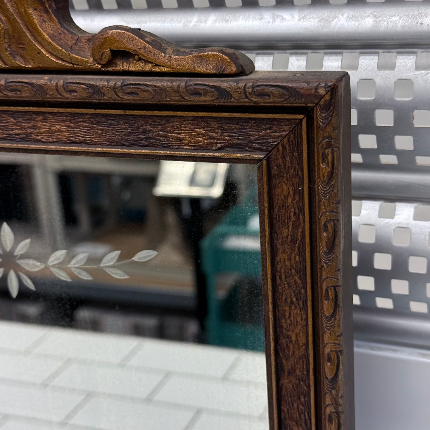 Colonial Revival Etched Glass Wood Wall Mirror 1940s