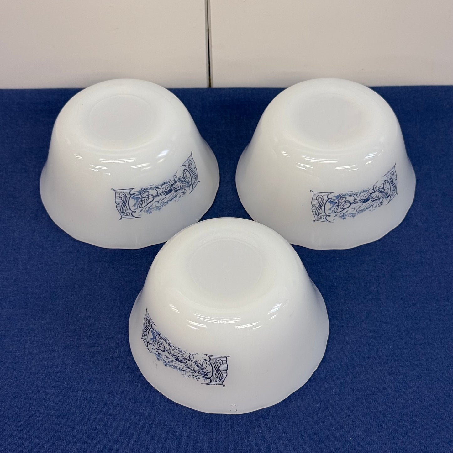 Currier & Ives Milk Glass Custard Cups Ramekins Set of 3, 1970s