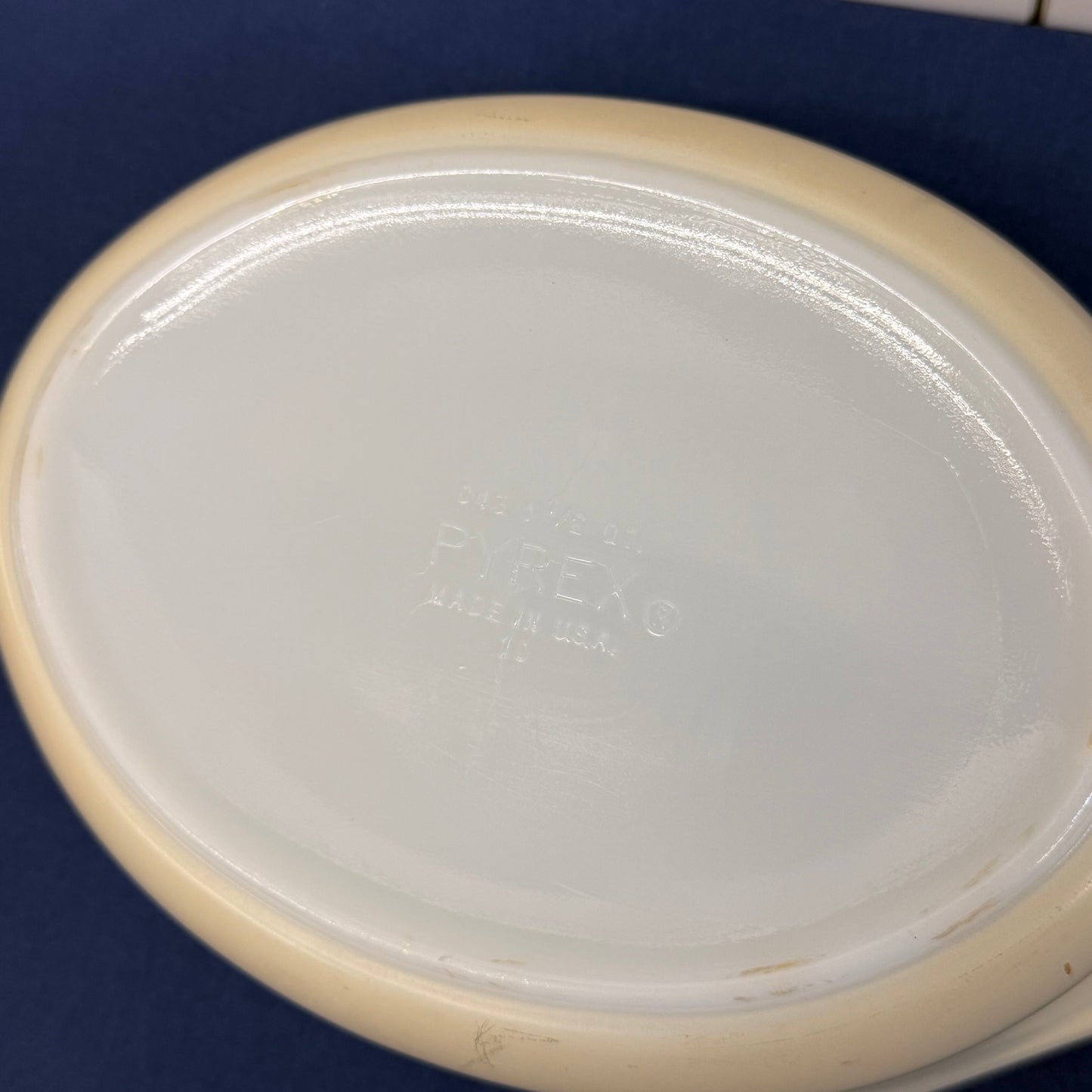 Pyrex Golden Acorn Casserole Set 043 Divided 1.5 Qt Vintage Bakeware