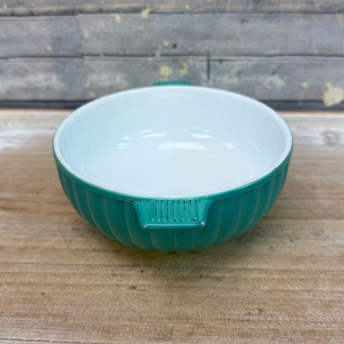 Hazel Atlas Platonite Moderntone Lugged Soup Bowl