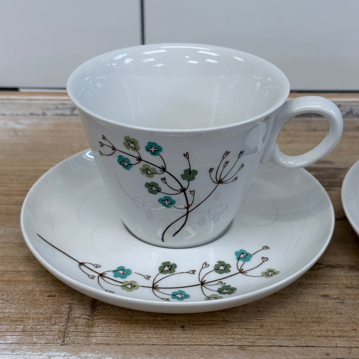 Franciscan It's A Breeze Teacup & Saucer Set of 4