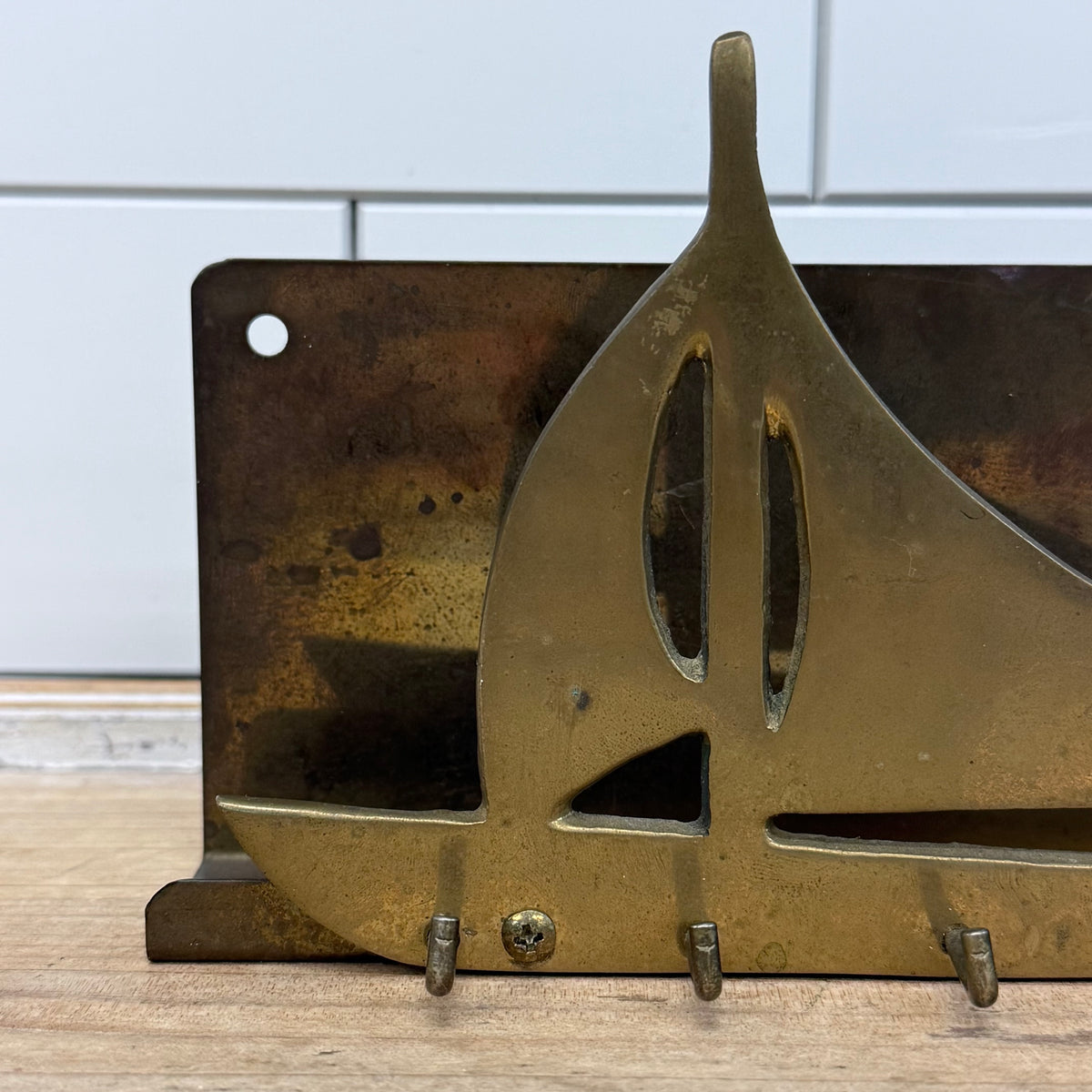 Brass Sailboat Wall Key Holder Nautical 5 Hook Rack