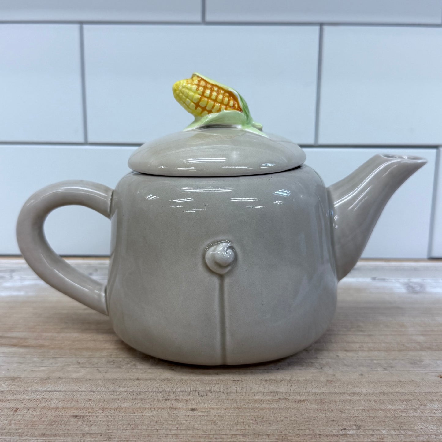 Lefton Piggy Eating Corn Teapot, Ceramic