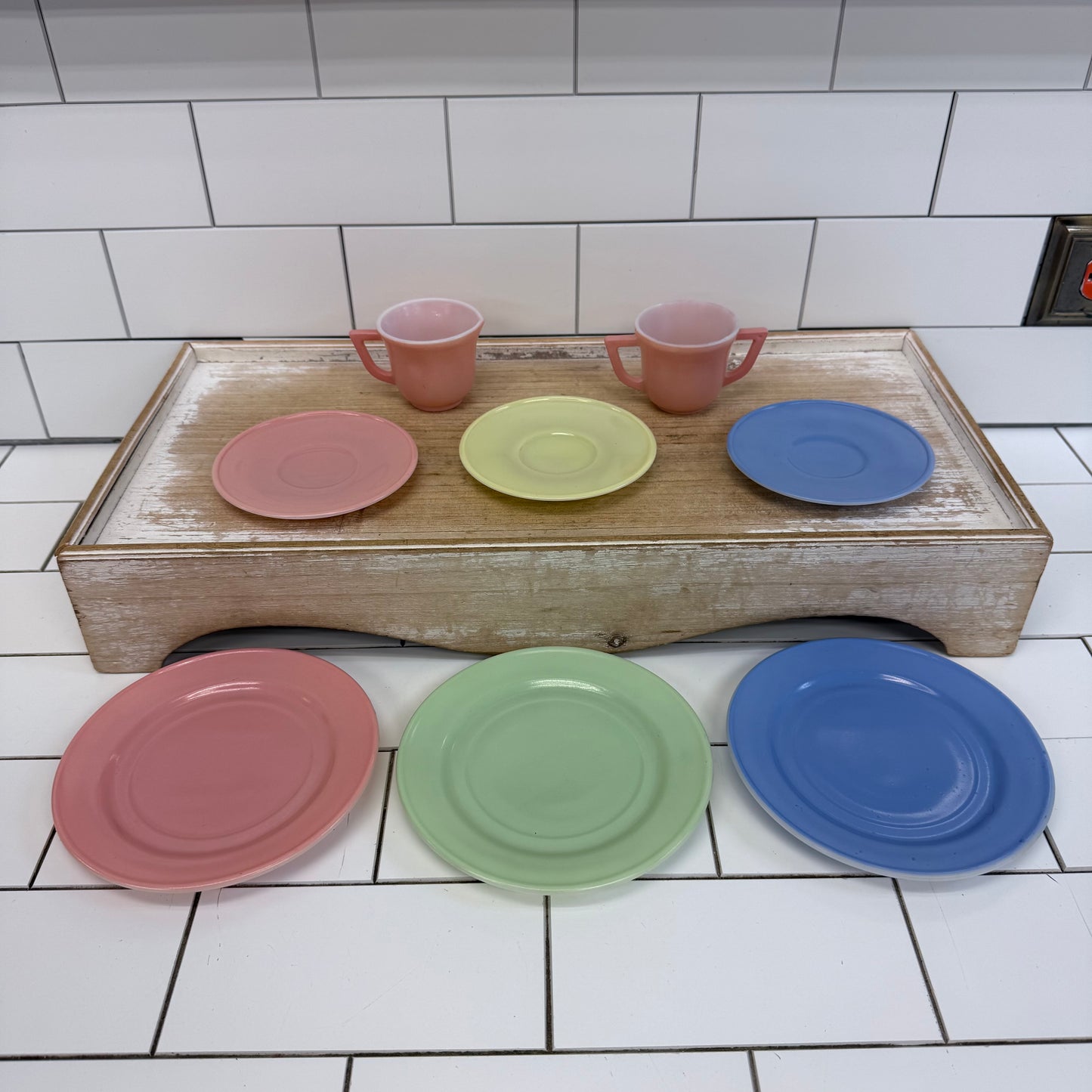 Hazel-Atlas Little Hostess Painted Milk Dish Set 8 Pieces