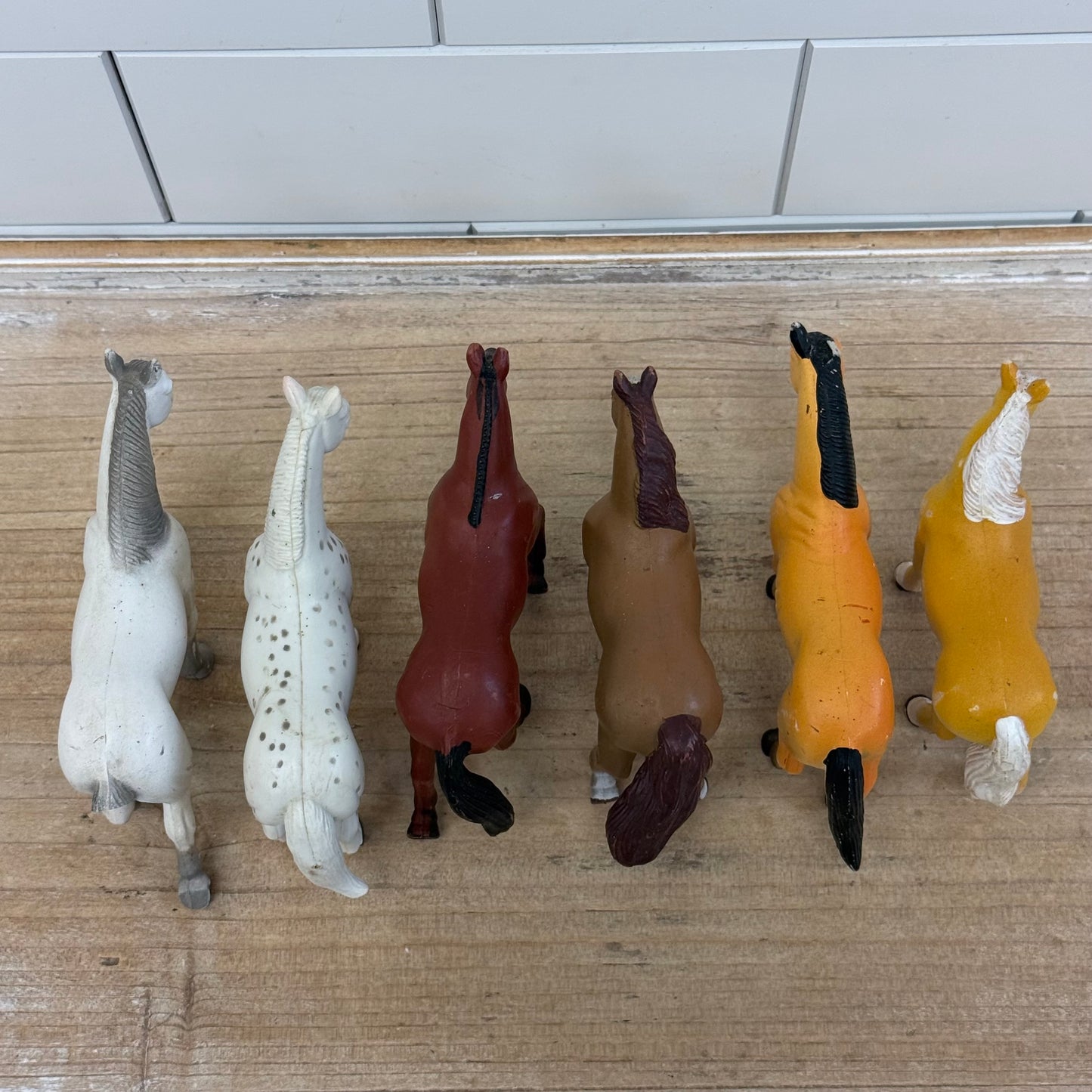 Funrise Toy Horse Figurines with Wooden Stable Set of 7 1988