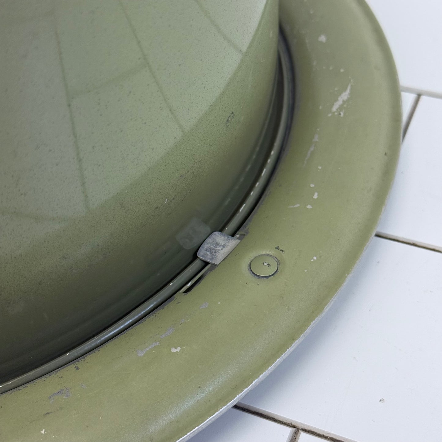 West Bend Avocado Green Locking Aluminum Cake Carrier 1970s