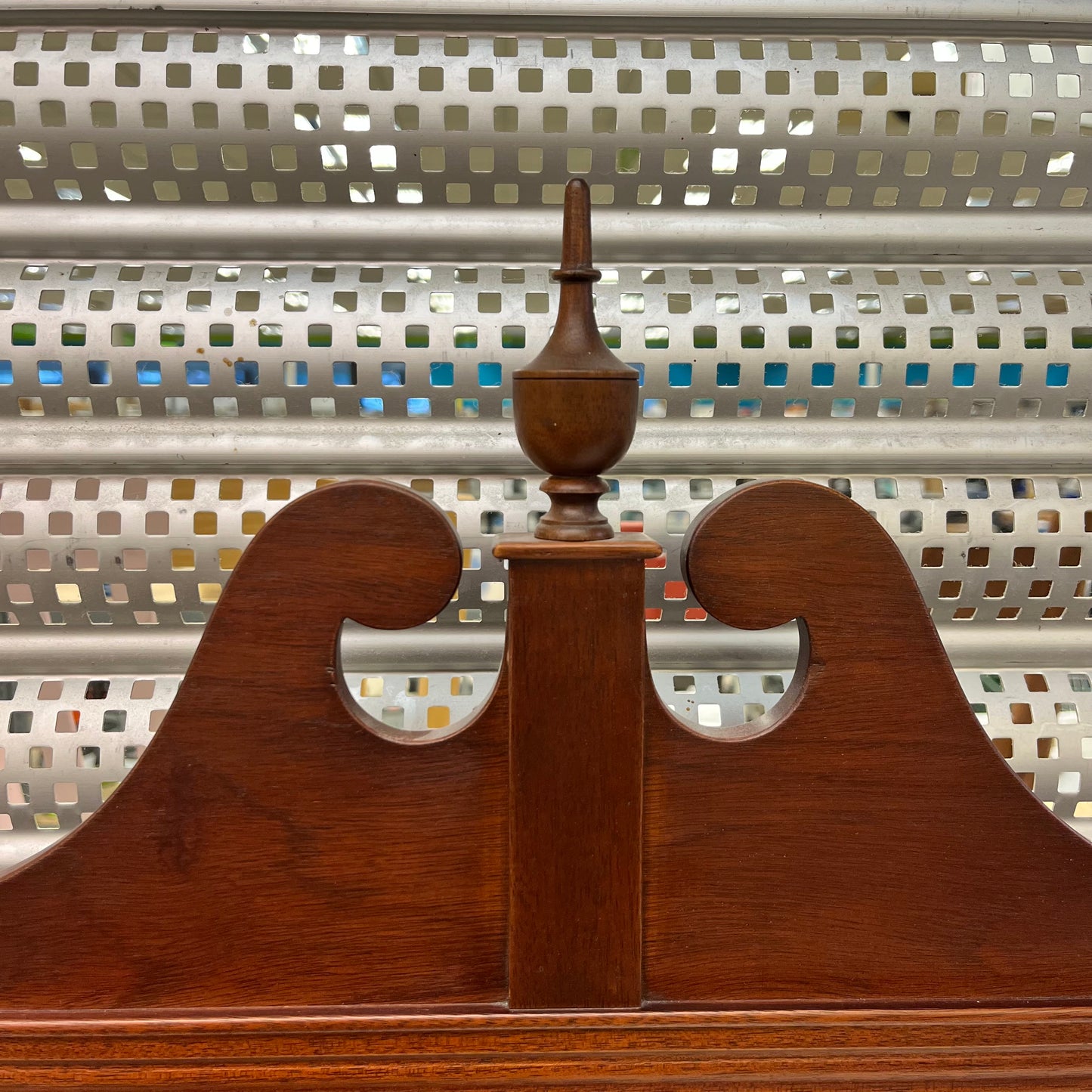 Suter’s Reproductions Chippendale Style Mahogany Mirror