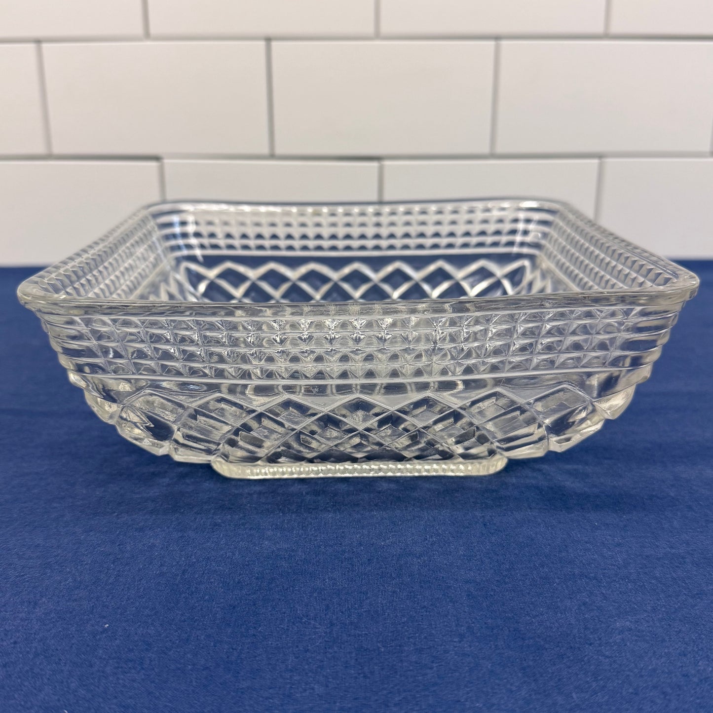 Federal Glass Diamond Lattice Dish