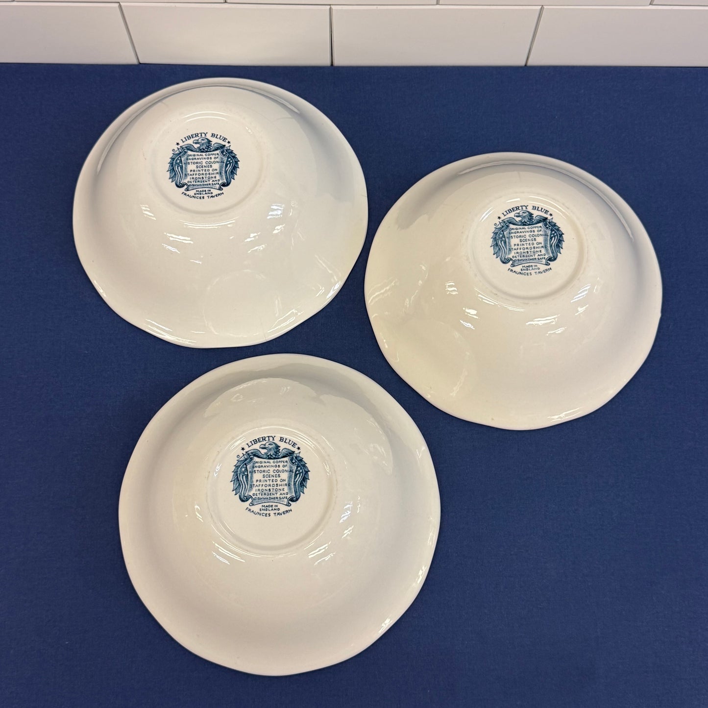 Liberty Blue Fraunces Tavern Serving Bowls Set of 3 Ironstone