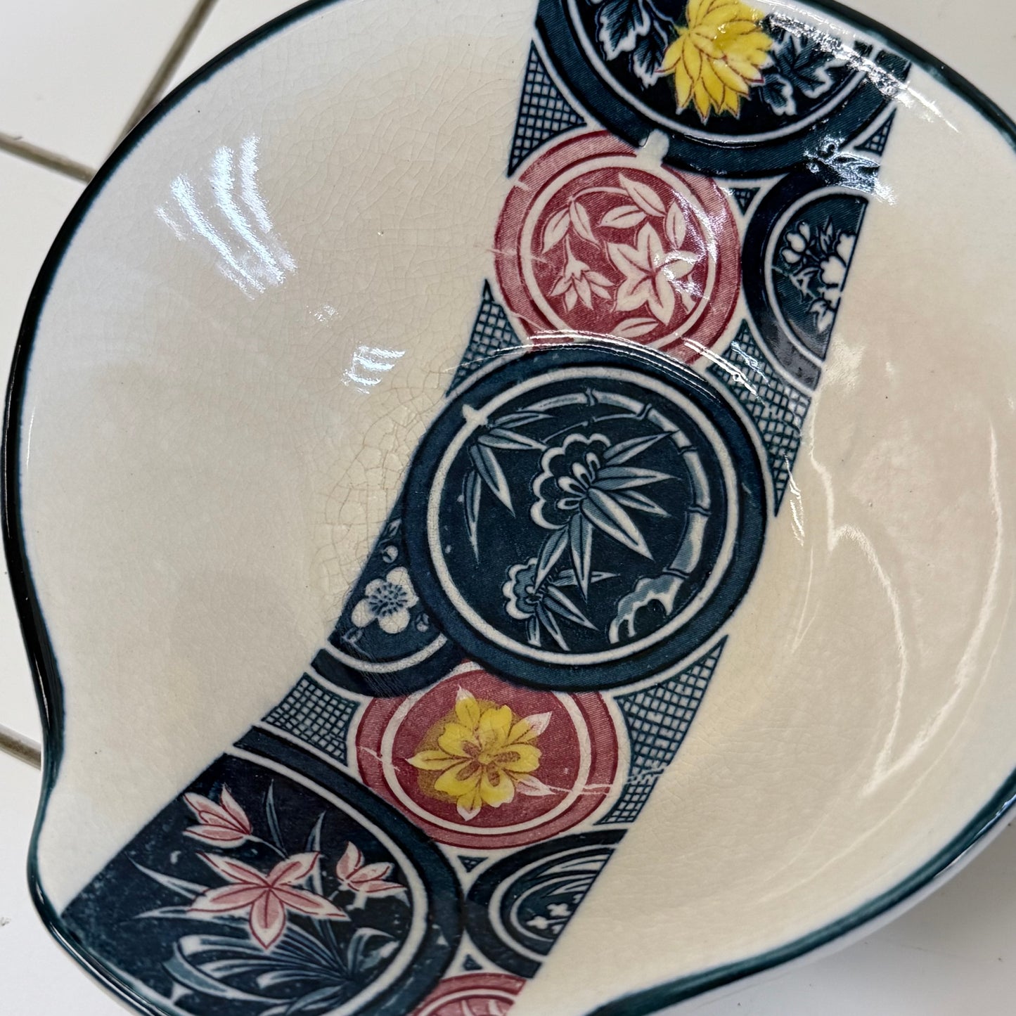 Japanese Karako Donabe Cooking Pot & Rice Bowls Set Transferware