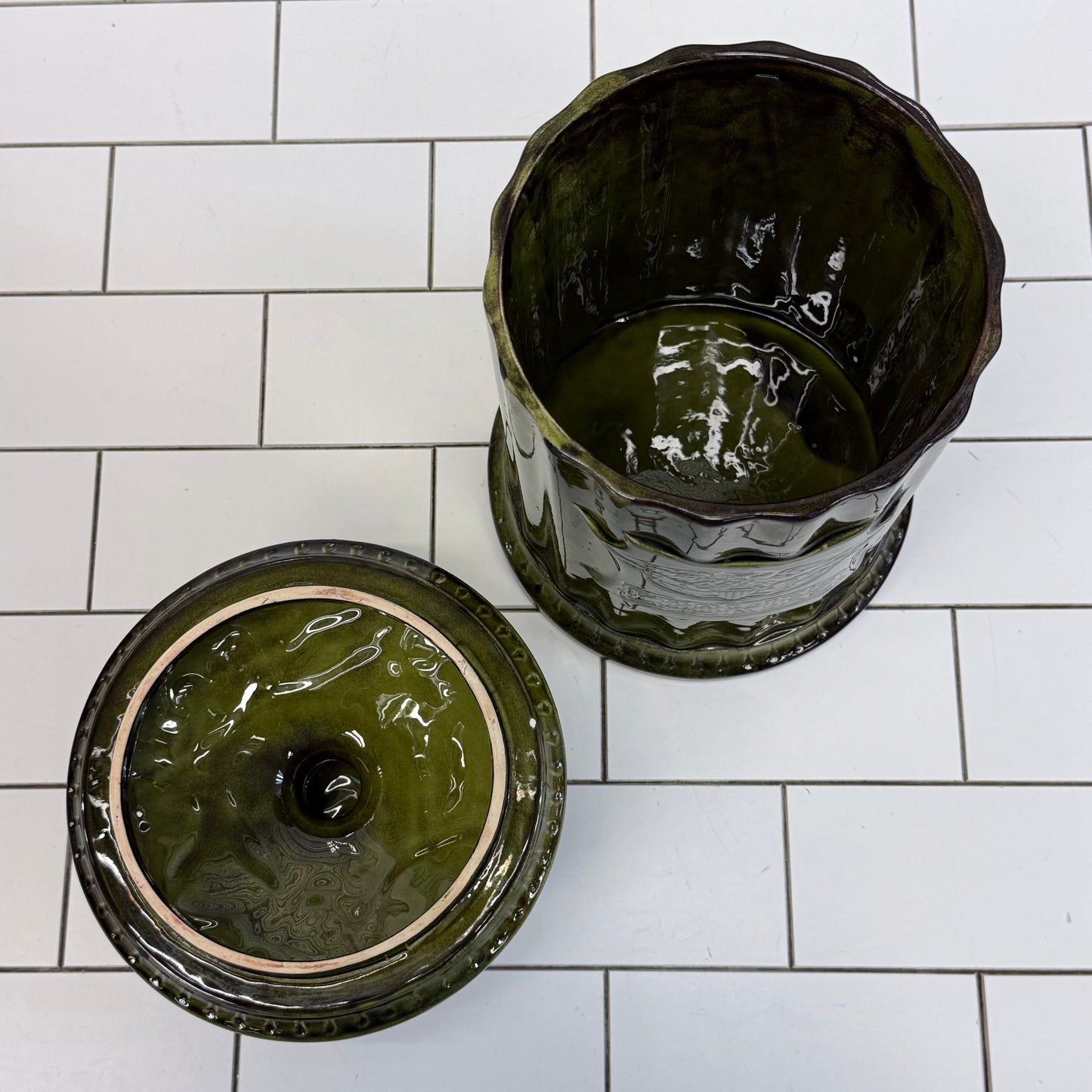 Green Drip Glaze Eagle Cookie Jar #2925 Ceramic Canister