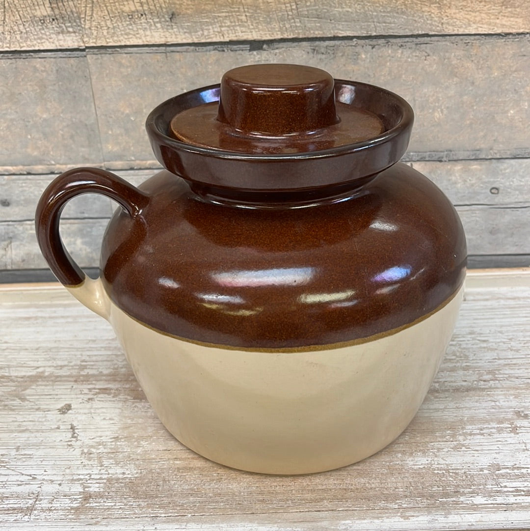 Robinson Ransbottom, Roseville, and Stoneware Selection