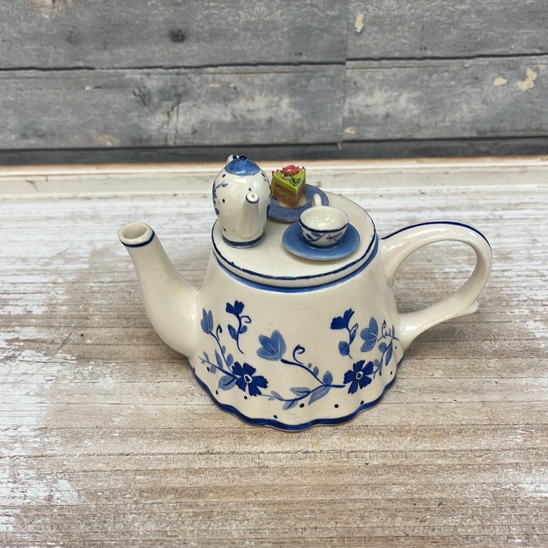 Vintage Tea-Nee, Feitx, etc. Whimsical Teapot Selection