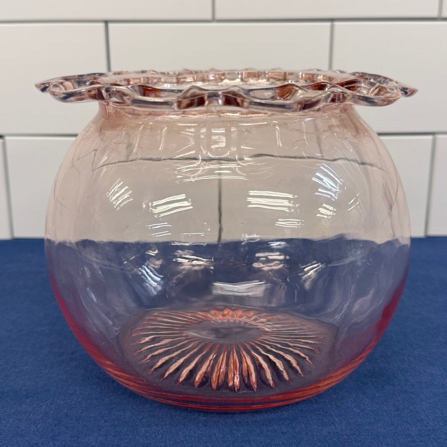 Anchor Hocking Old Colony Pink Rose Bowl Lace Edge Glass Vase
