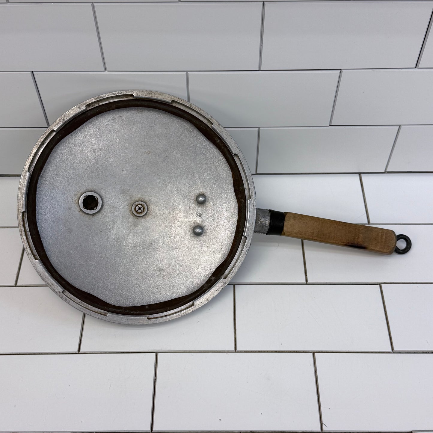 Vintage Presto 4 Qt Pressure Cooker Cast