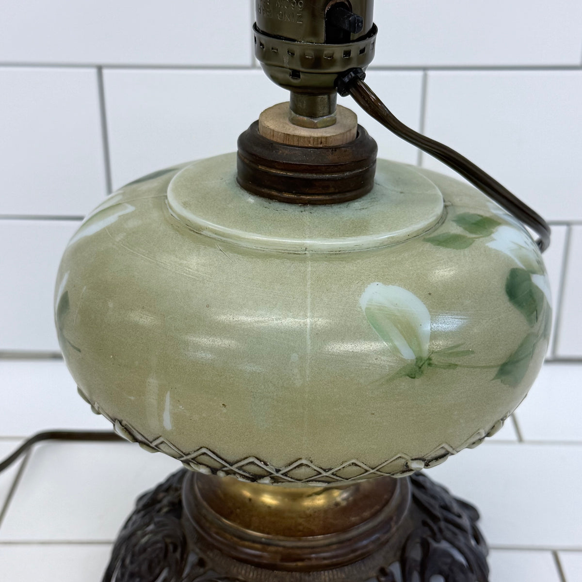 Victorian Style Floral Ceramic Table Lamp Ornate Metal Base