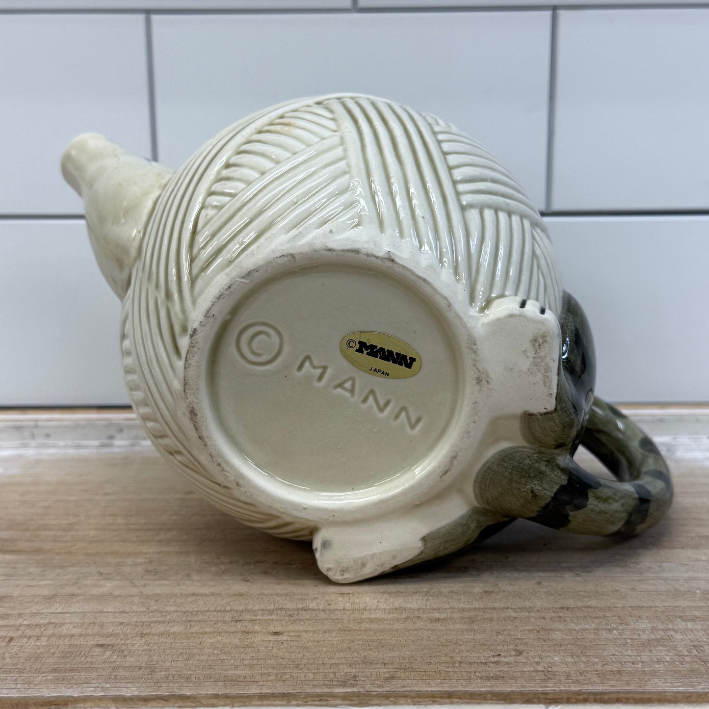 Mann Ceramics Kitten & Yarn Ball Teapot, 1970s