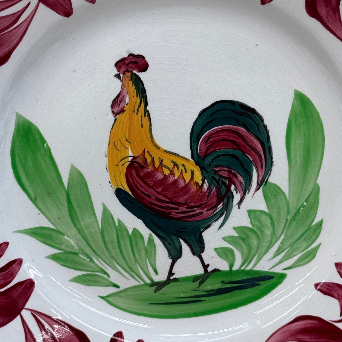 Choisy le Roi Rooster Plates Set of 3 circa 1900s