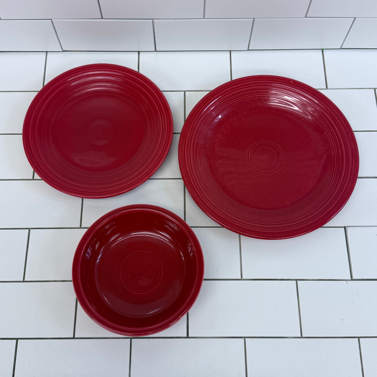 Fiesta Scarlet Peacock White Dinner Set Lot of 9