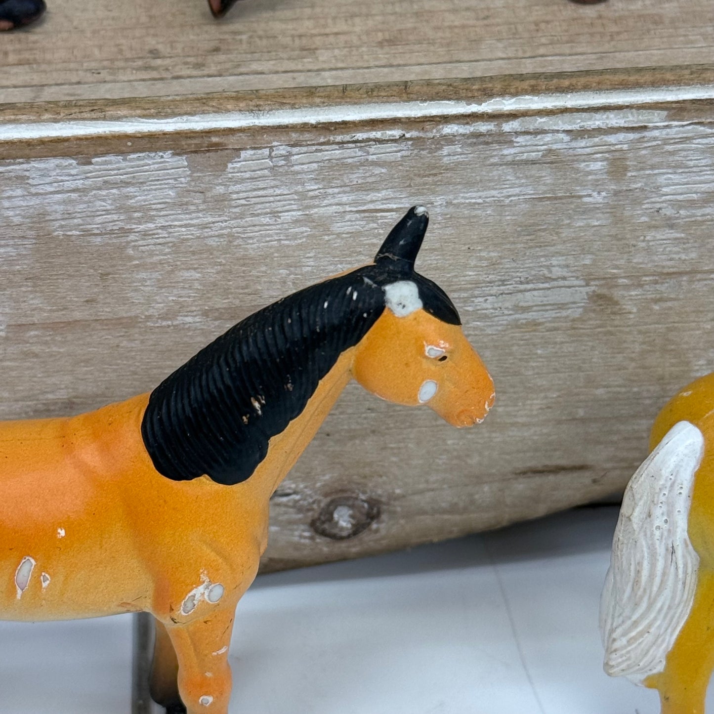 Funrise Toy Horse Figurines with Wooden Stable Set of 7 1988