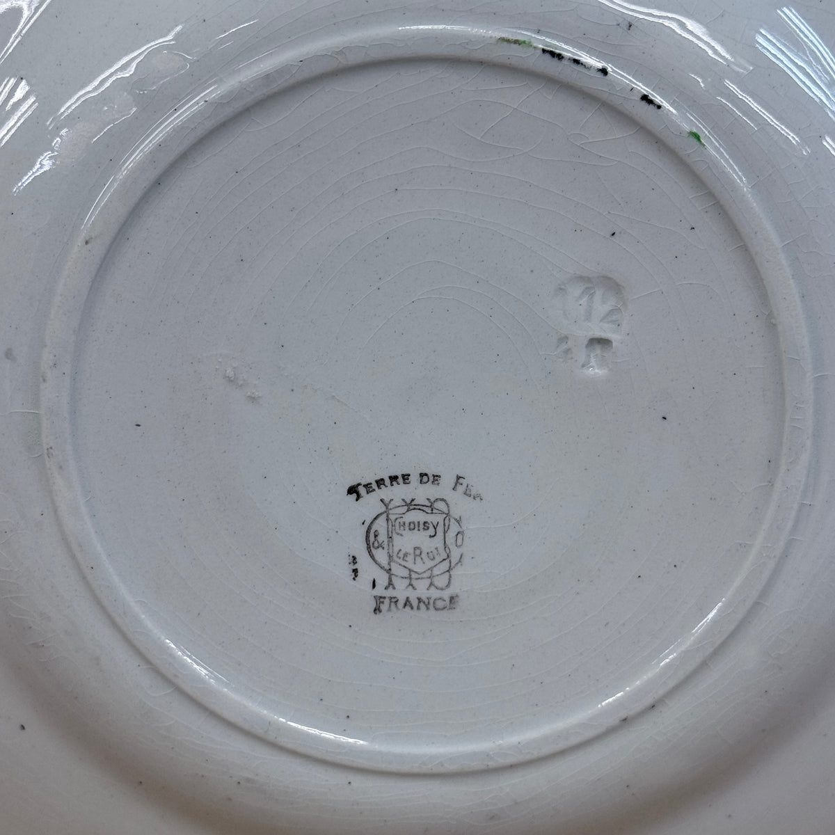 Choisy le Roi Rooster Plates Set of 3 circa 1900s