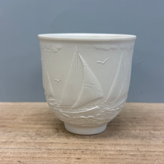 Lladro Collectors Society Sailing the Seas Votive Holder, 1997