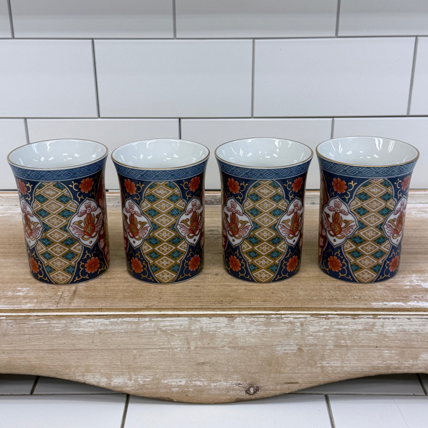 Smithsonian Imari Style Gilded Porcelain Mugs Set of 4