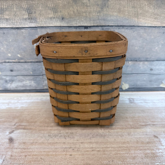 Longaberger Square Basket, Signed 1996